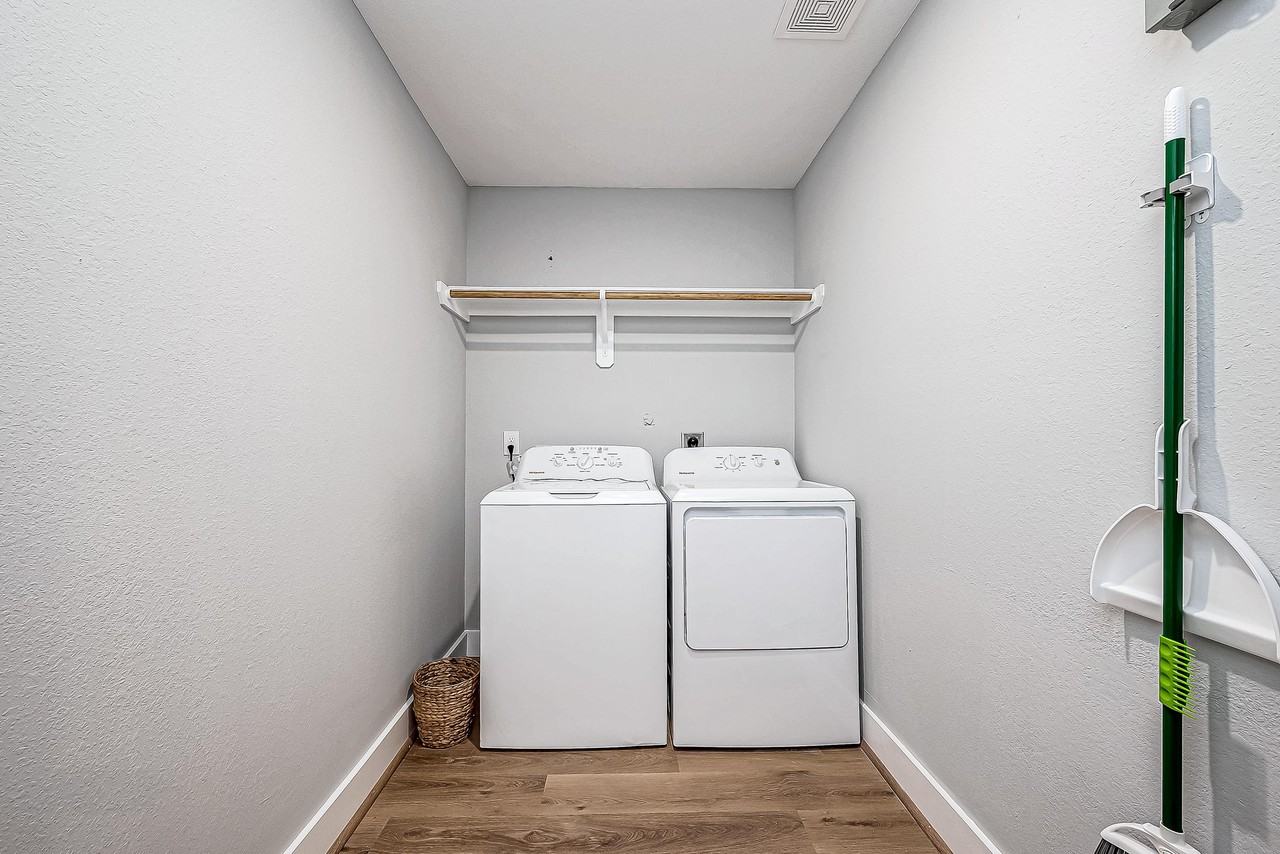 Seeker St - Photo 7 of 16