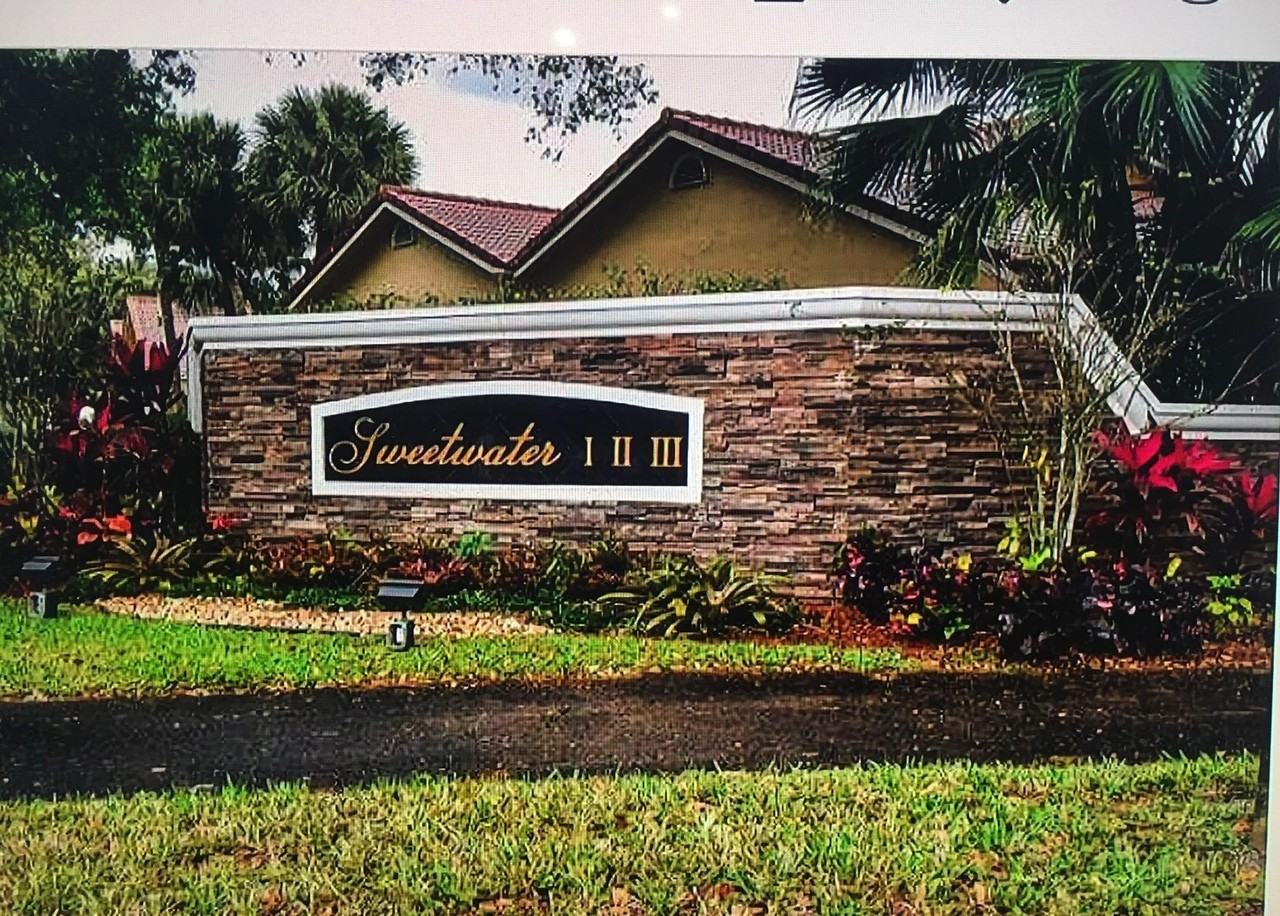 10910 Lakemore Ln #201 - Photo 2 of 50