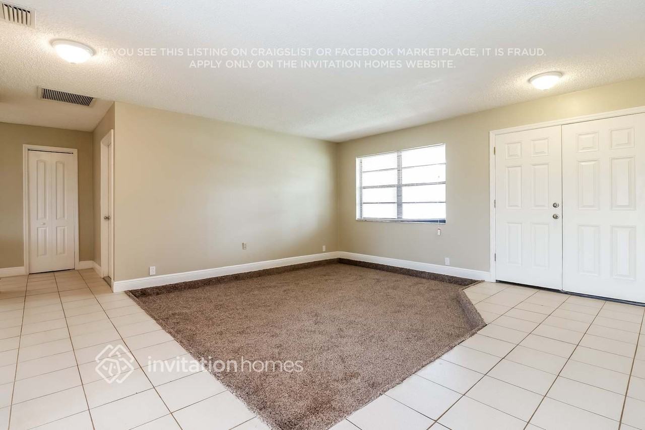 3416 Sw Santa Barbara Pl - Photo 3 of 20