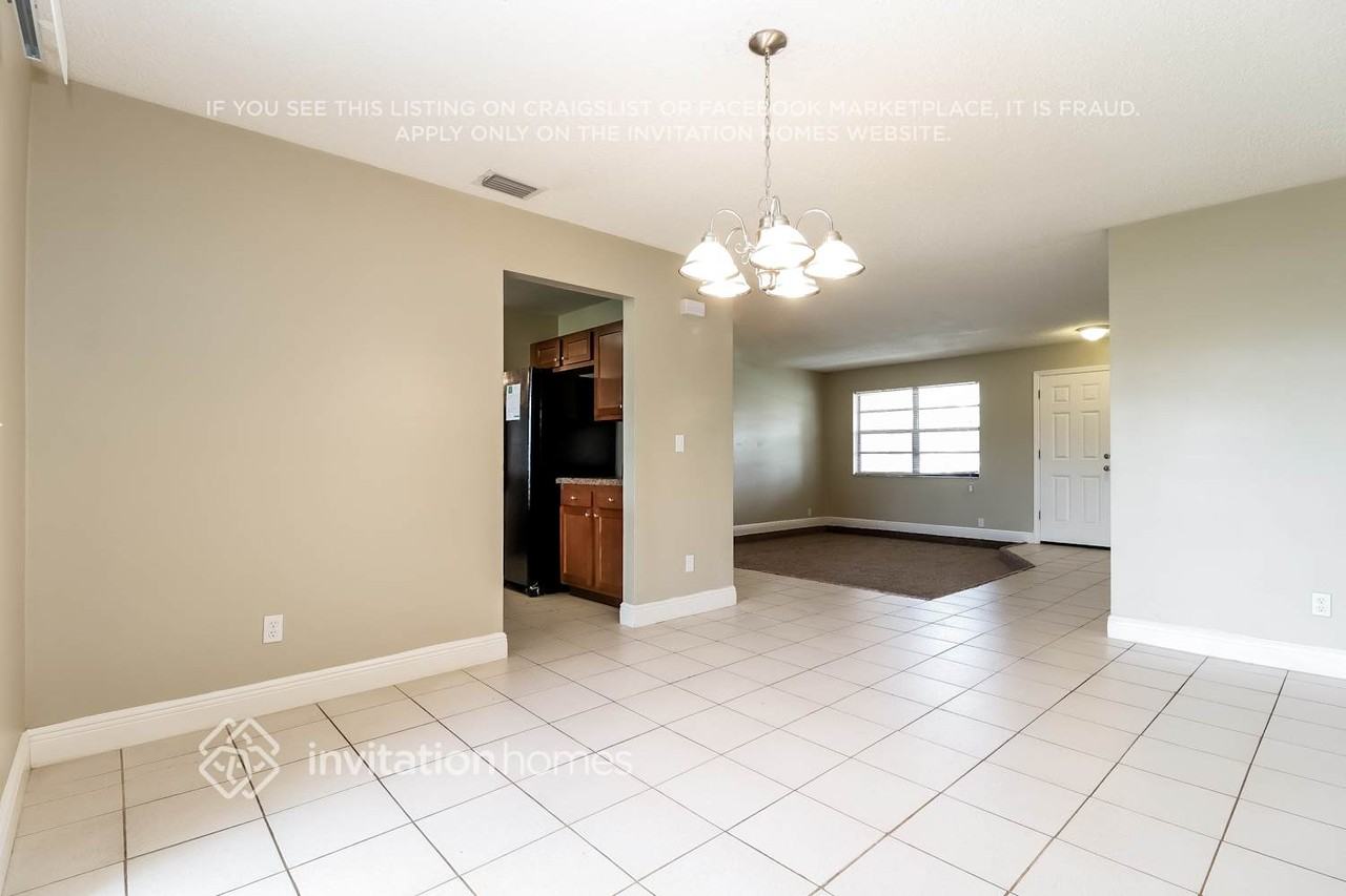 3416 Sw Santa Barbara Pl - Photo 6 of 20