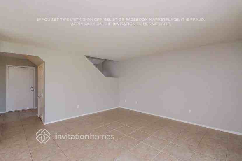 9431 N 93rd Ave - Photo 3 of 25