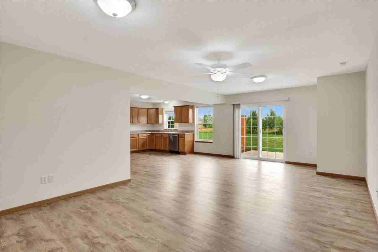 3317 Boulder Ridge Dr - Photo 3 of 27