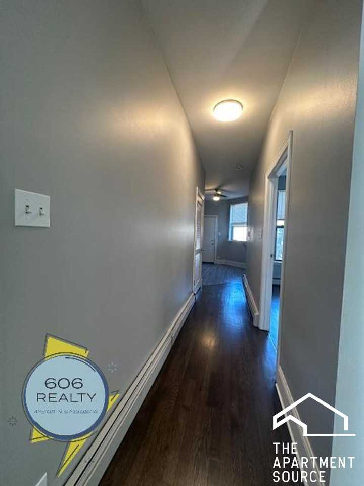 5858 S King Dr #G - Photo 6 of 17