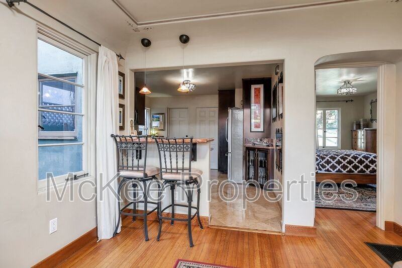900 E Ave - Photo 7 of 13