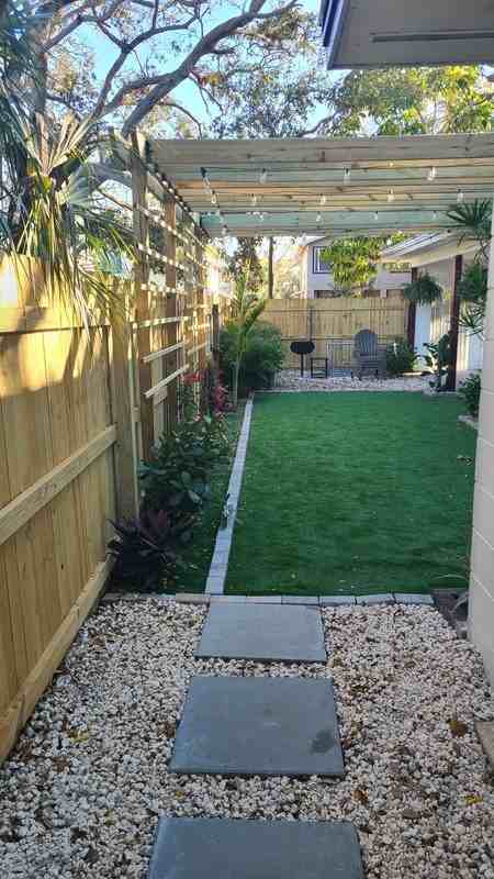 719 20th Ave S - Photo 5 of 17