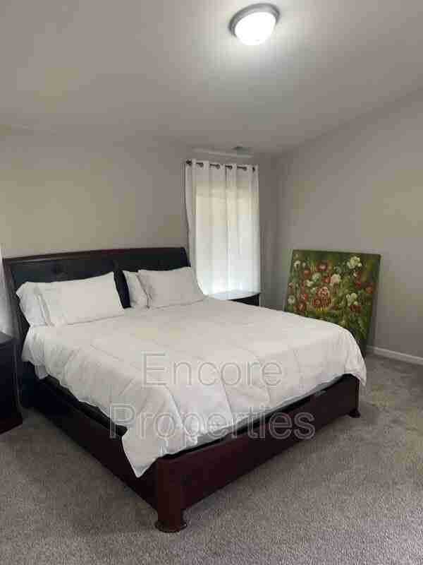 4504 Bay Point Dr - Photo 7 of 19