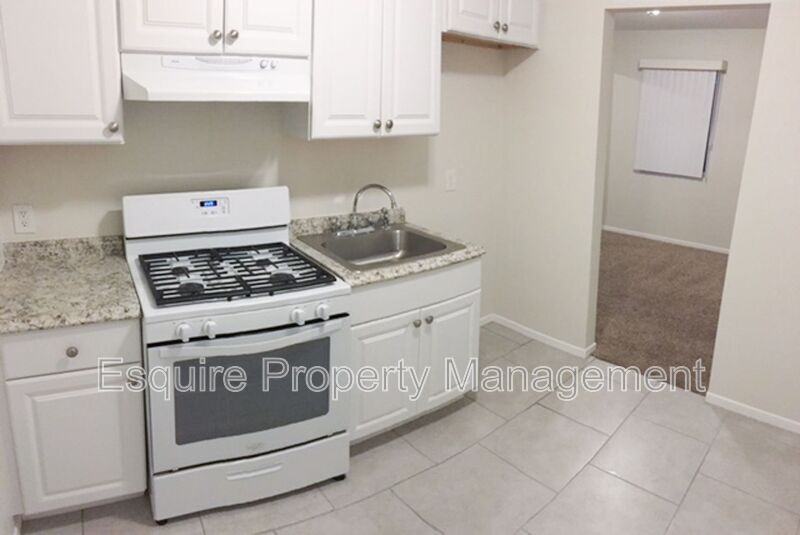 309 Hill St #100 - Photo 3 of 6