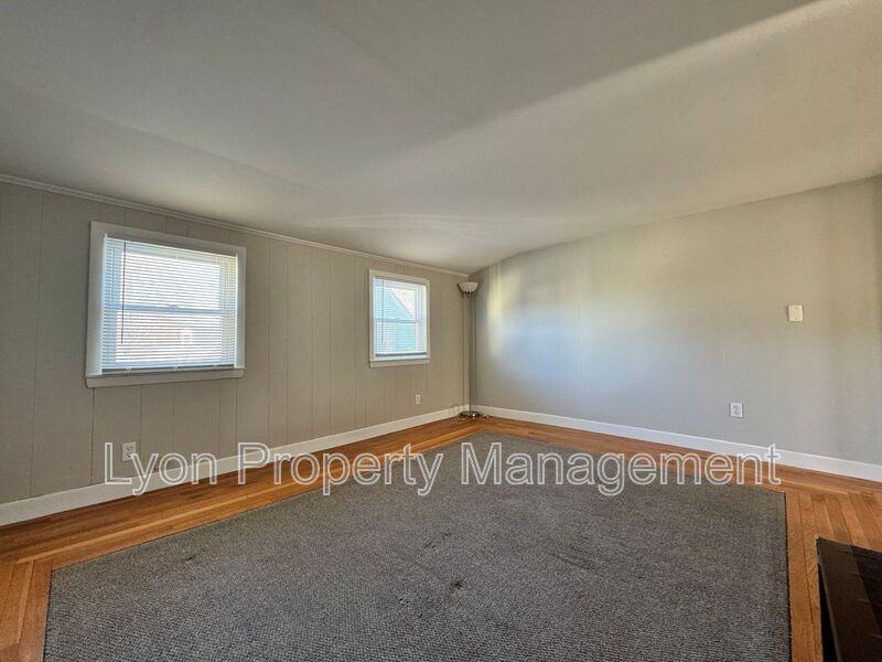 84 Spring St #3R - Photo 3 of 13