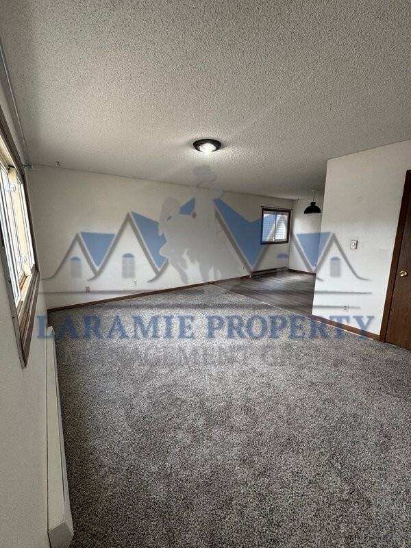 1537 Person St #1 - Photo 3 of 15