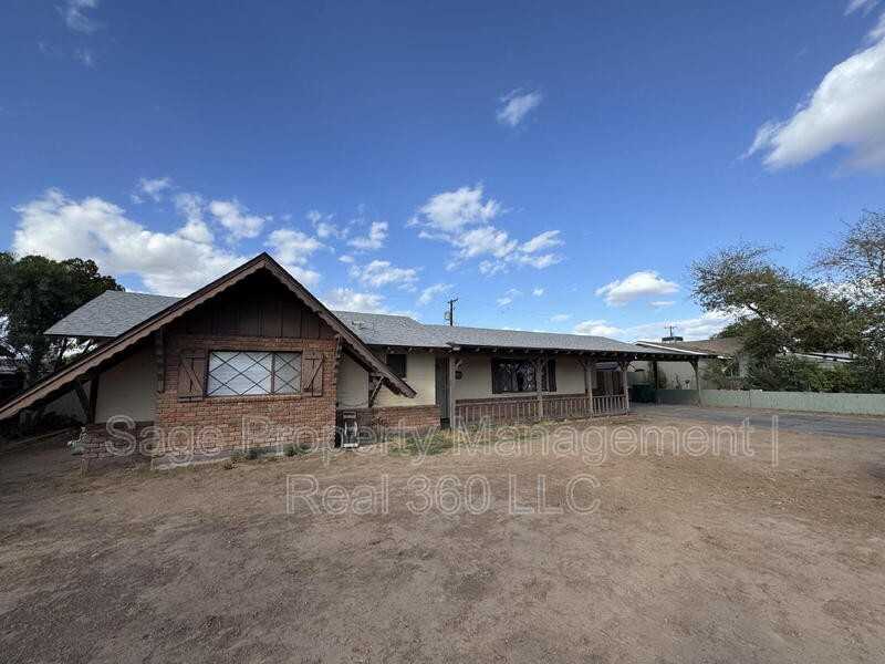 1022 E 7th Dr - Photo 2 of 26