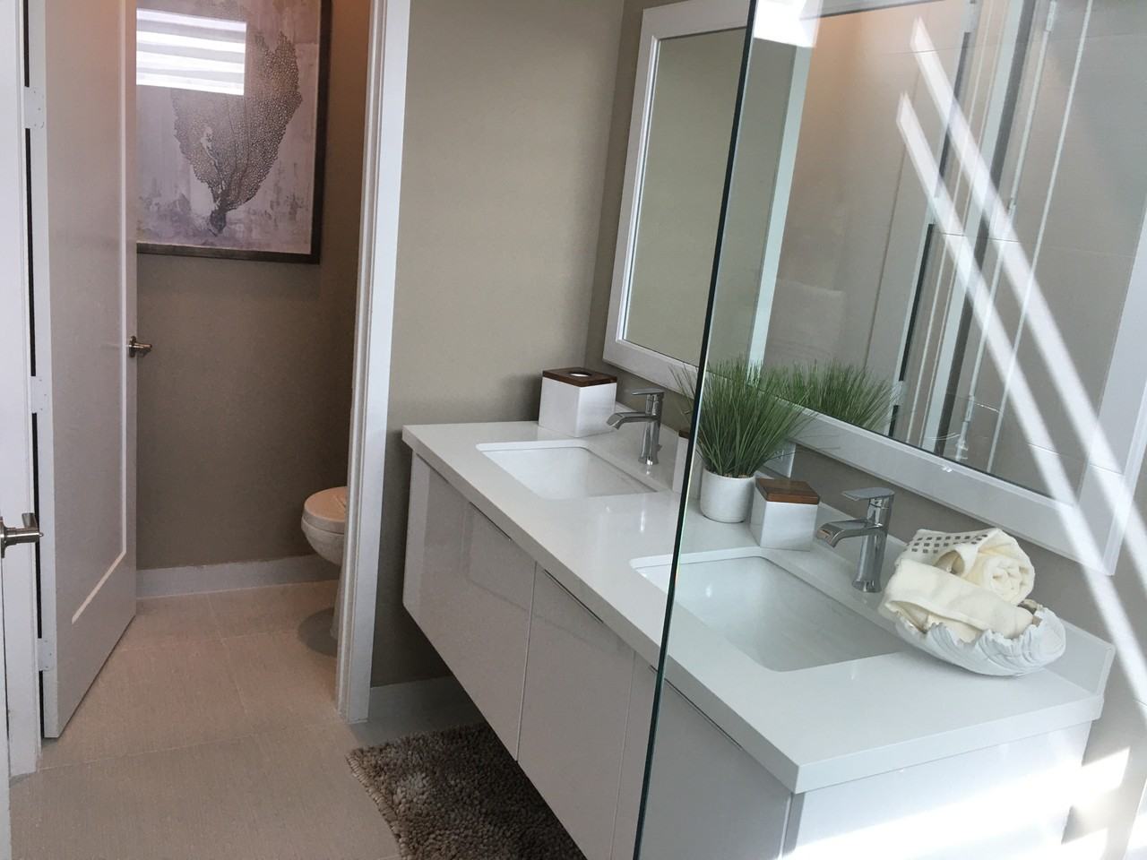 6675 Nw 102nd Path #TH - Photo 4 of 23