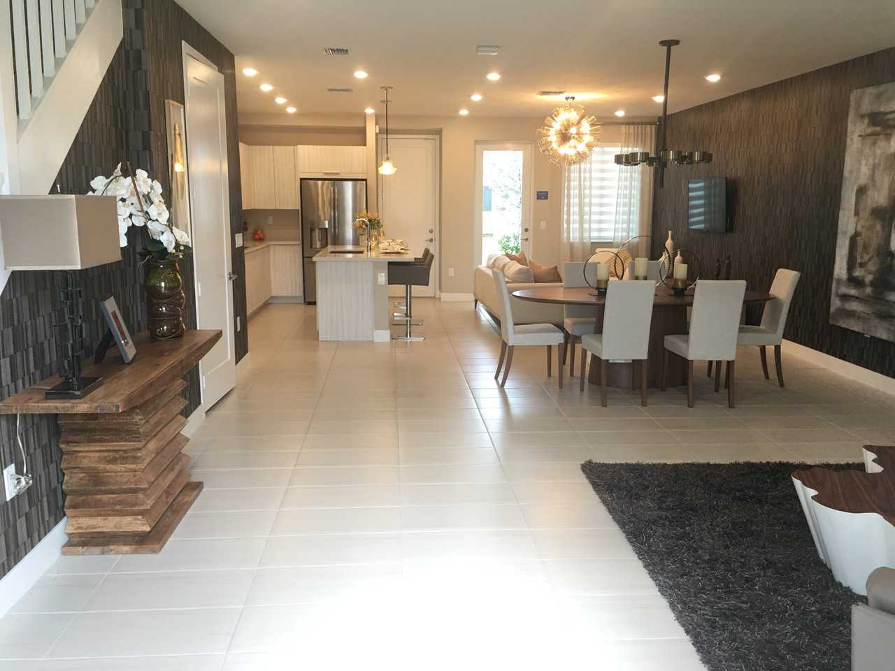 6675 Nw 102nd Path #TH - Photo 5 of 23