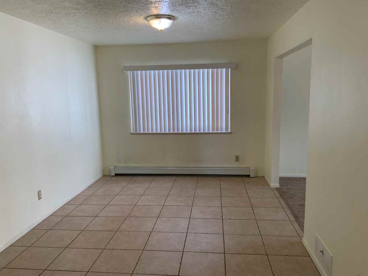 1001 Espanola St Ne - Photo 2 of 14