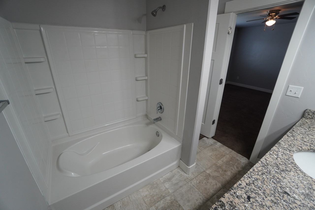 2090 Carson Ave #3 - Photo 7 of 35