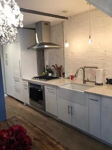 2040 Fountain St - Photo 3 of 8