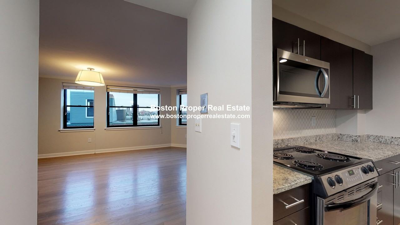 32 Garrison St #405 - Photo 3 of 18