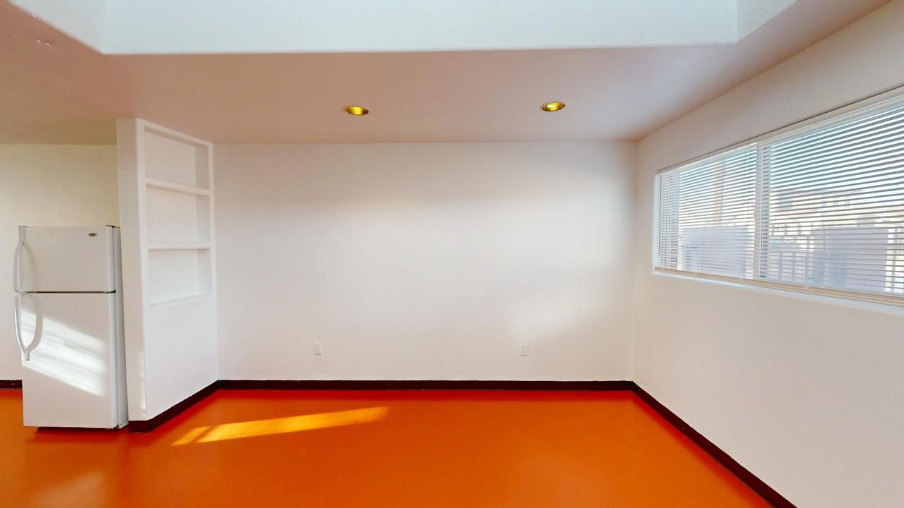 3422 Vail Ave Se - Photo 3 of 24