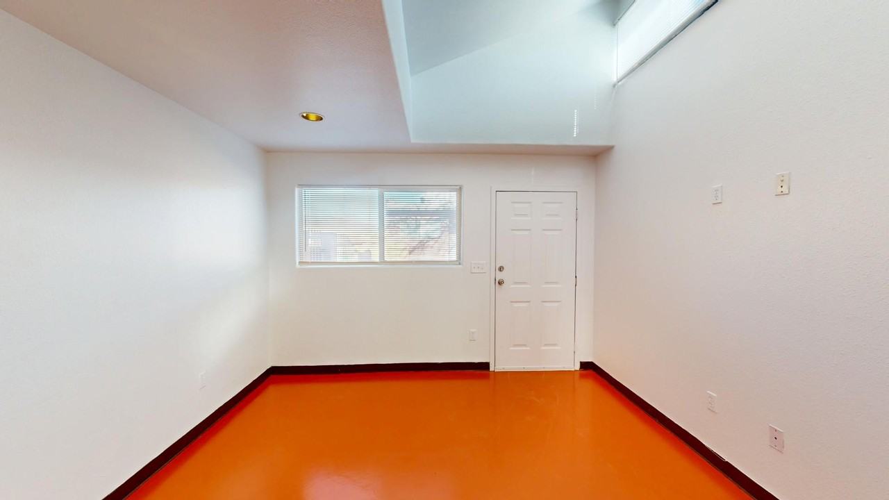 3422 Vail Ave Se - Photo 4 of 24