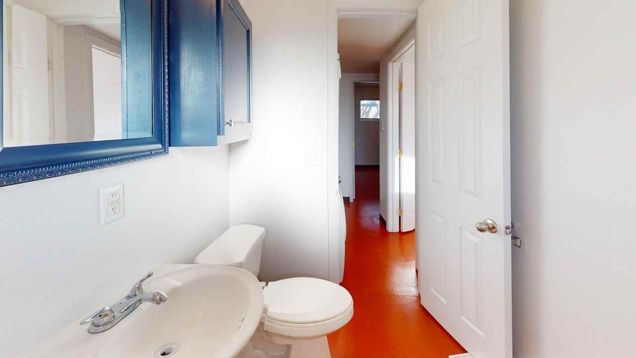 3422 Vail Ave Se - Photo 7 of 24