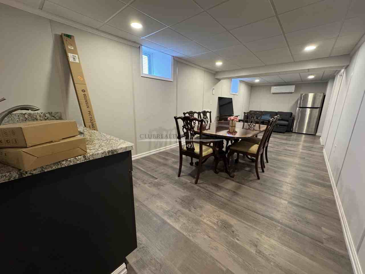 44 Blenford Rd #B - Photo 3 of 20