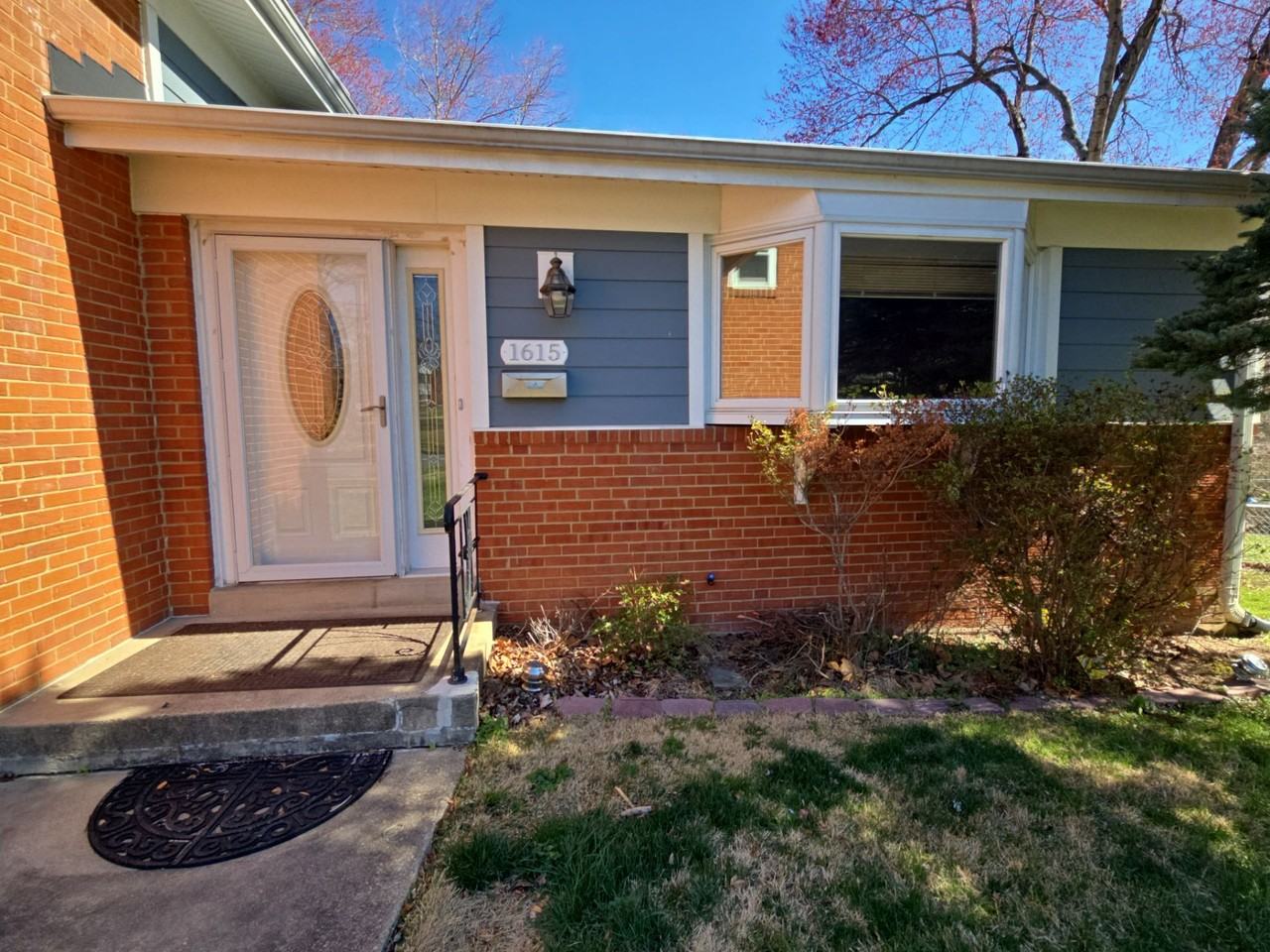 1615 Ladd St - Photo 4 of 50