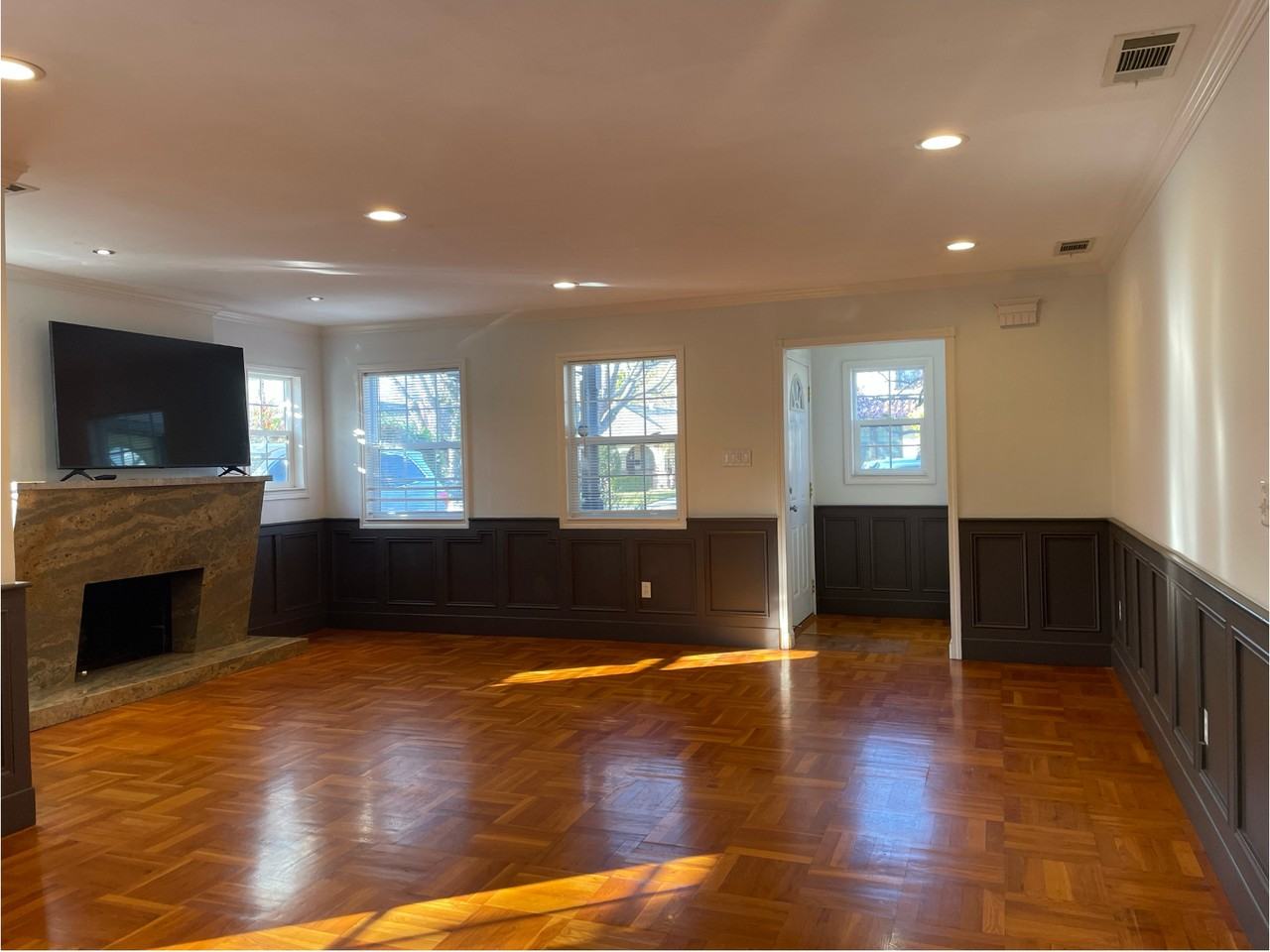 1928 Harmil Way - Photo 2 of 18