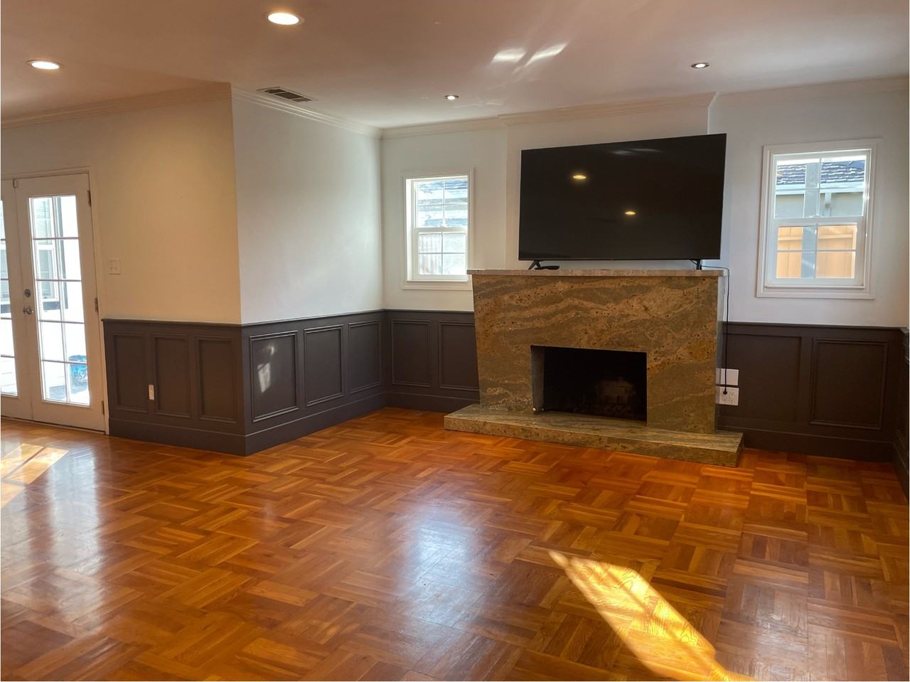 1928 Harmil Way - Photo 3 of 18