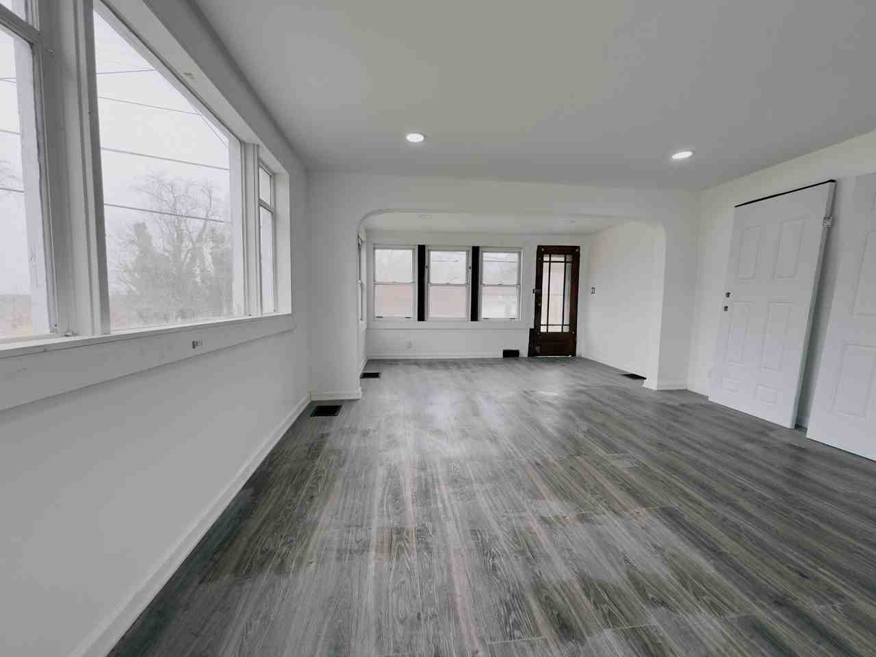 225 Hopewell Rd #225 - Photo 3 of 18