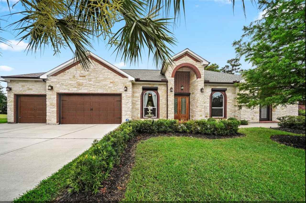 19603 Fairway Island Dr #NA - Photo 2 of 34