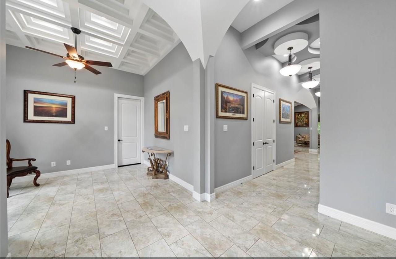 19603 Fairway Island Dr #NA - Photo 4 of 34