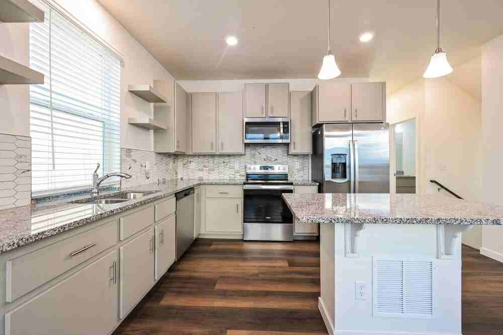 18564 E 47th Pl - Photo 7 of 18