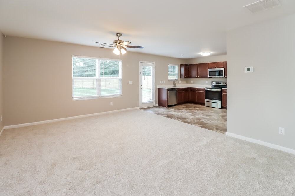 1713 Cheryl Ln - Photo 7 of 17