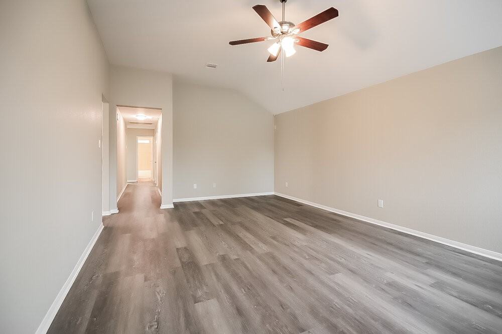 5226 El Tigre Ln - Photo 3 of 16