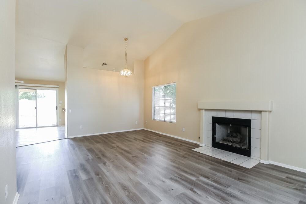 1130 N Meadows Dr - Photo 6 of 16