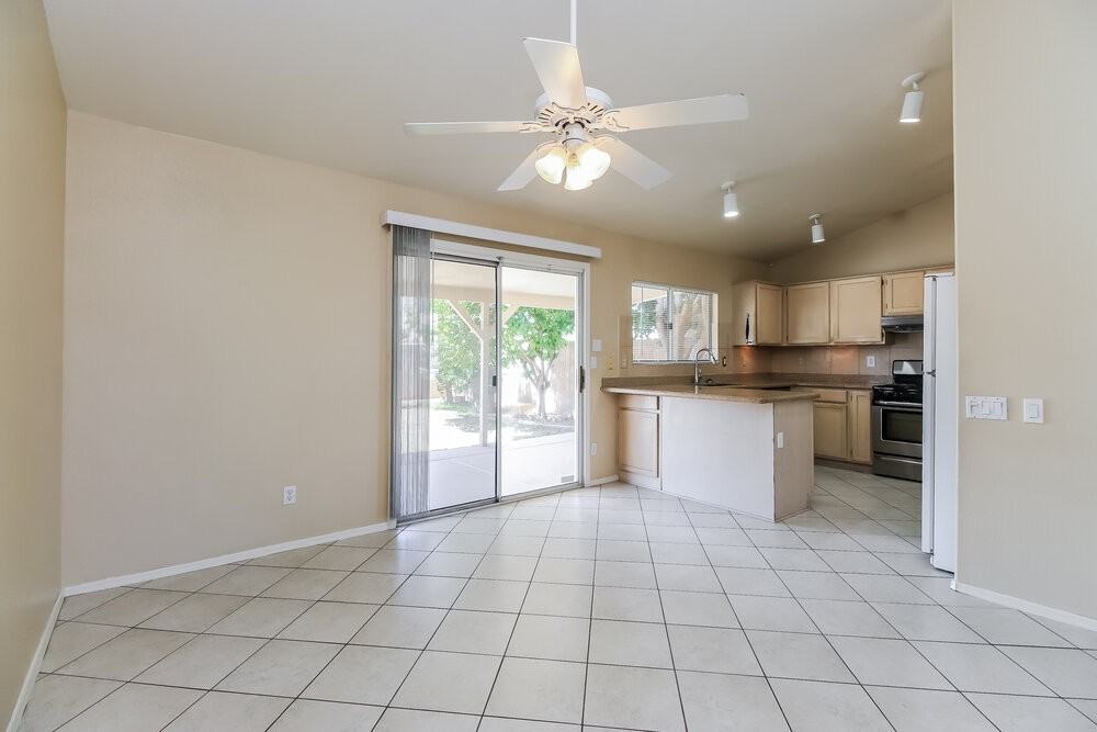 1130 N Meadows Dr - Photo 7 of 16