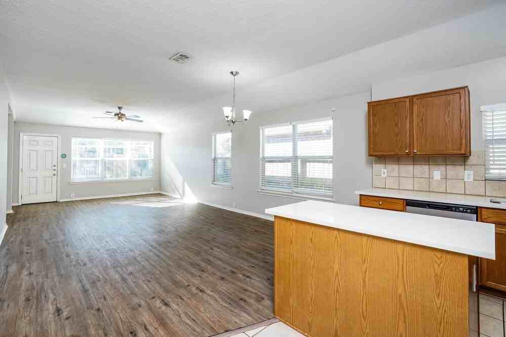 18331 Atasca Woods Trce - Photo 6 of 16