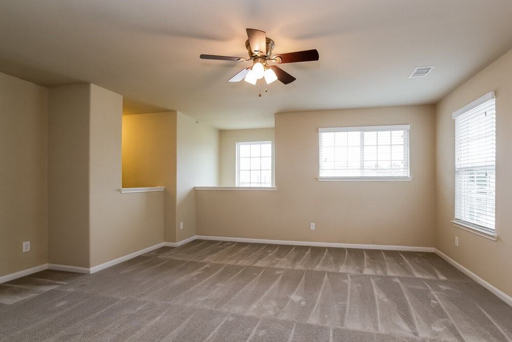 15031 Silhouette Ridge Dr - Photo 2 of 15