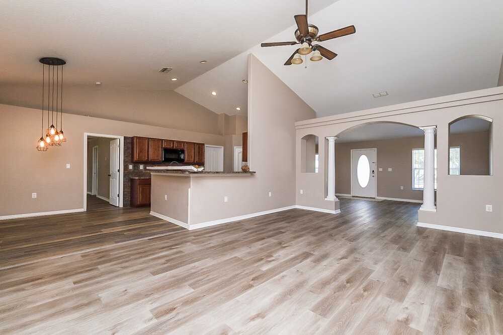 1020 Godfrey Ave - Photo 3 of 16
