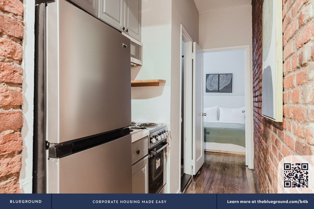 57 Thompson St #1799 - Photo 6 of 18