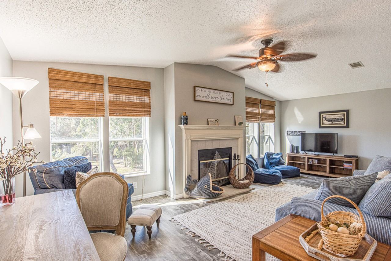 2275 S Hunt Pt #1049738P - Photo 4 of 44