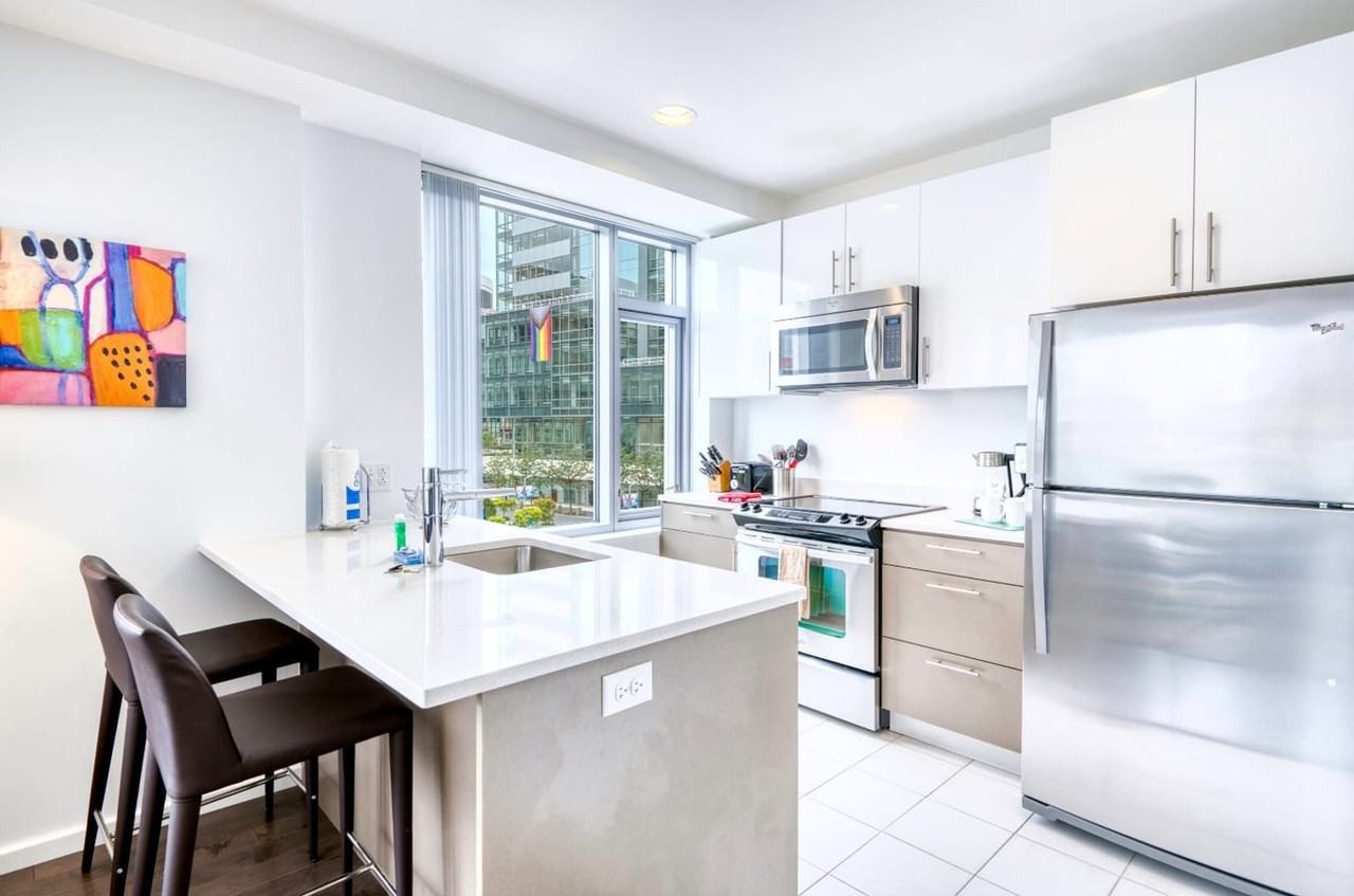 250 Kendall St #1050425P - Photo 4 of 7