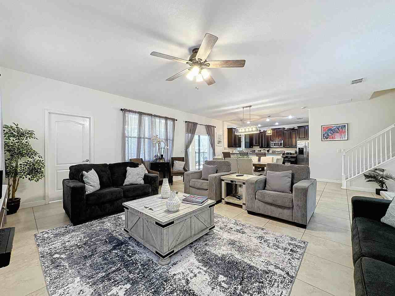 Shadow Mountain St #1061306P - Photo 2 of 50