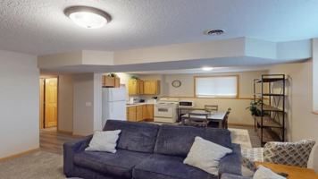 featured image of 11878 Lake Ln