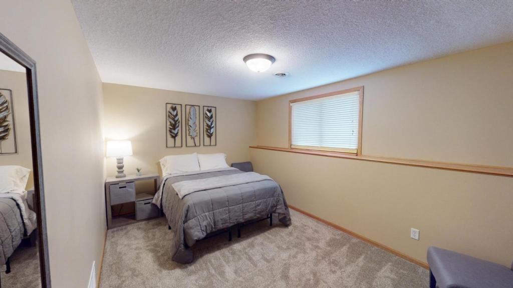 11878 Lake Ln - Photo 2 of 20