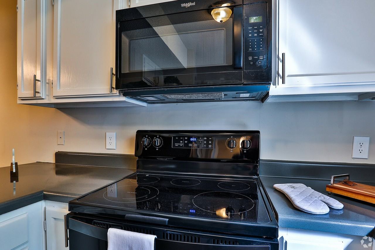 The Orchard Apartment Homes - Photo 3 of 21