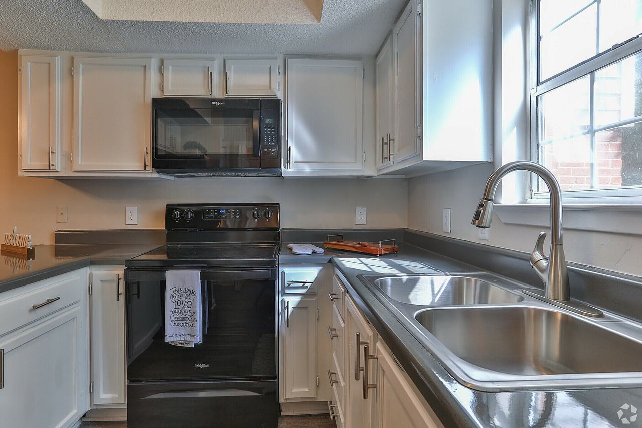 The Orchard Apartment Homes - Photo 4 of 21