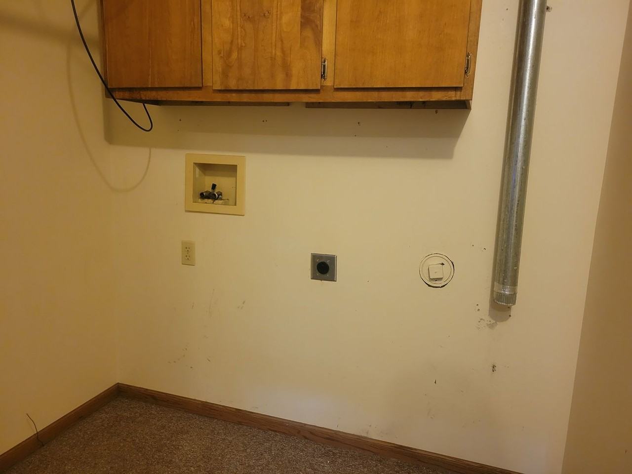 1817 Buchanan St - Photo 3 of 3