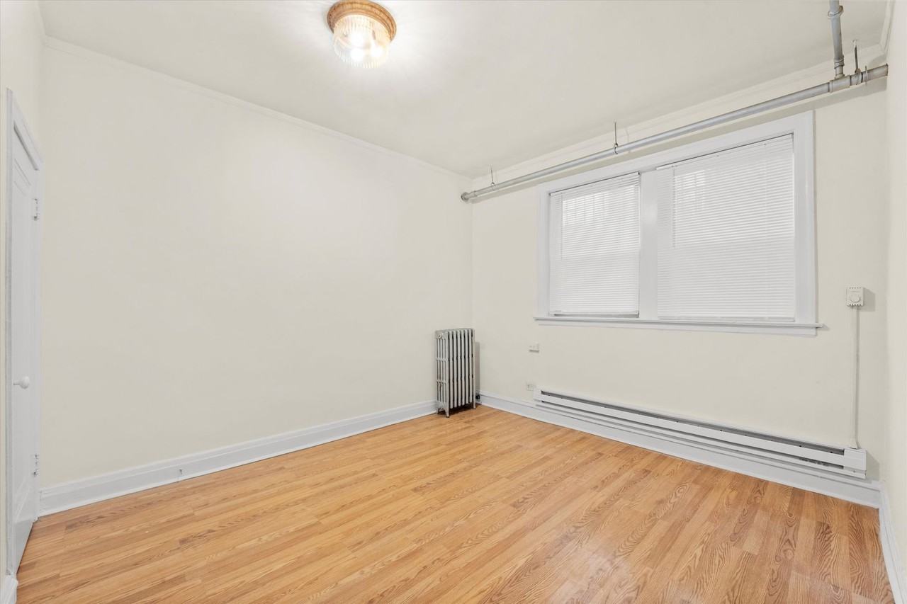 2536 Sawyer LLC - Photo 5 of 12