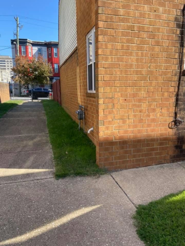 320 Compton Ct - Photo 2 of 16
