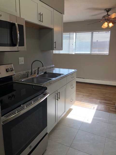 2034 9th Street - Photo 2 of 11